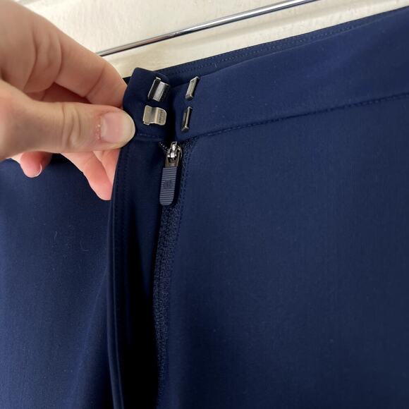 Lululemon On the Move Pant Lightweight True Navy 4 Tailored Straight Leg - Picture 4 of 7